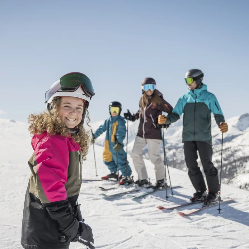 Familie Skifahren in Obertauern