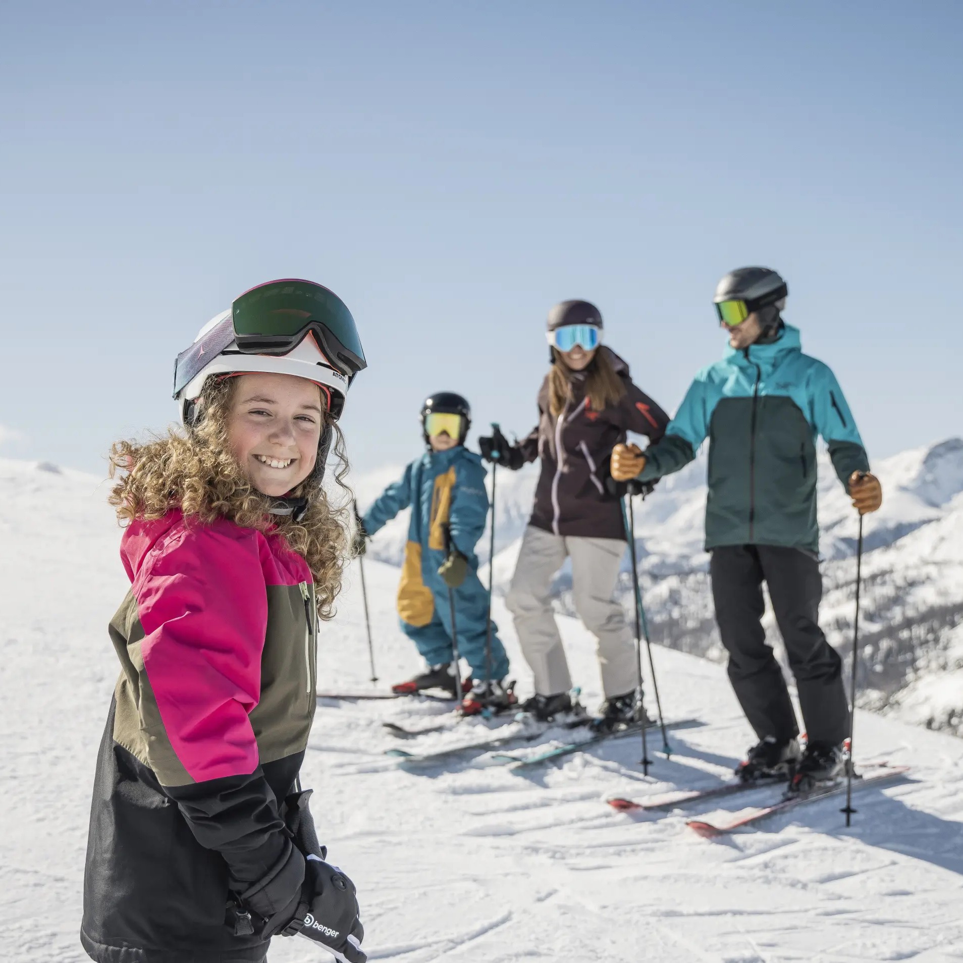 Familie Skifahren in Obertauern